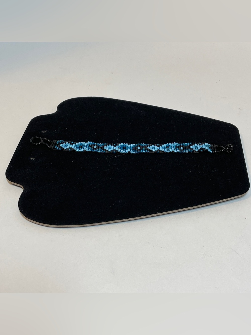 Handmade Southwest Native style Beaded Cuff Bracelet Black Blues Artisan, 7.5”